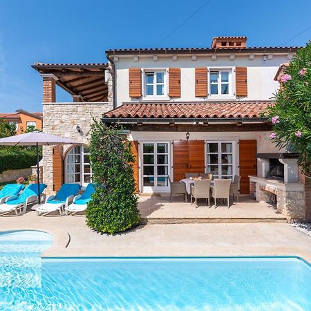 Villa Mia Lea Tar-Vabriga Exteriér fotografie